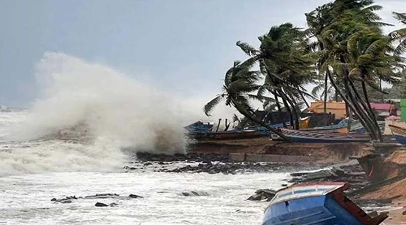 দেশের বিভিন্ন স্থানে বজ্রসহ বৃষ্টির পূর্বাভাস, সাগরে তৈরি হতে পারে লঘুচাপ