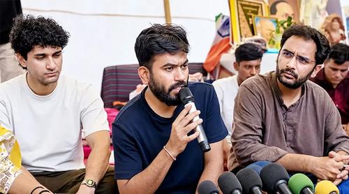 বিমান থেকে অভিজিৎ দীপকেসহ সিজেপির ৩ শীর্ষ নেতা আটক