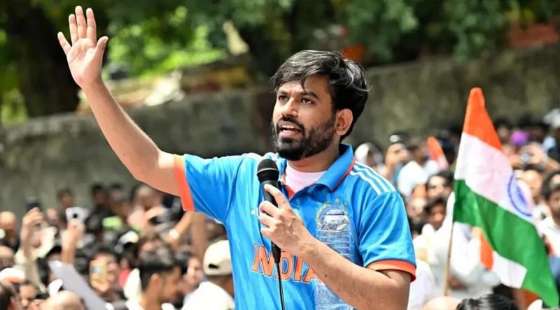 পরাজয় মেনে নিয়েছেন মোদি: অভিজিৎ দীপকে
