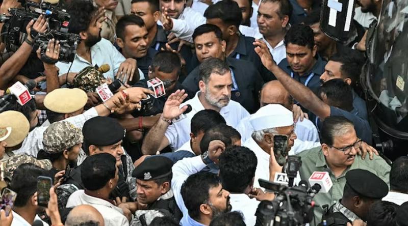 ‘পতনের দ্বারপ্রান্তে মোদি’, সোমবার দিল্লিতে বিক্ষোভের ডাক ইন্ডিয়া জোটের