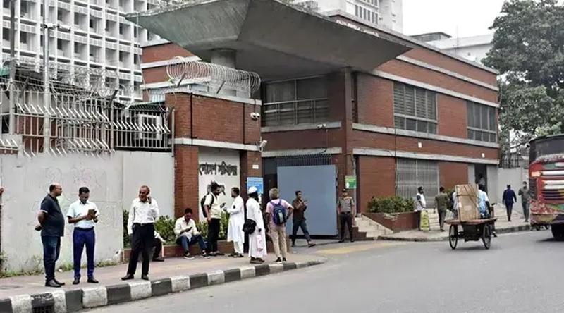 গাড়িতে সর্বোচ্চ দুজন নিয়ে সচিবালয়ে প্রবেশ করতে পারবেন এমপিরা