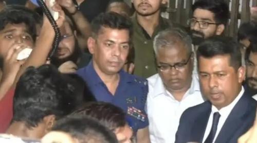 চুয়েট ভিসিকে সুস্থ হয়ে দ্রুত ক্যাম্পাসে ফেরার পরামর্শ সরকারের
