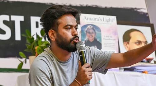 মোদি দেশে অঘোষিত জরুরি অবস্থা চাপিয়ে দিচ্ছেন: দীপকে