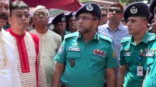 দুর্গাপূজায় নাশকতার কোনো আশঙ্কা নেই, যেকোনো অপচেষ্টা রুখতে প্রস্তুত পুলিশ: ডিএমপি কমিশনার