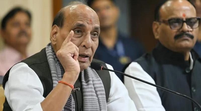 রাজনৈতিক অস্থিরতা সৃষ্টি করে বাংলাদেশের মতো সরকার পরিবর্তনের চেষ্টা করছে কংগ্রেস, দাবি ভারতের প্রতিরক্ষামন্ত্রীর