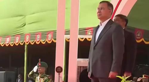 সেনাবাহিনীর ৭ ইউনিটকে জাতীয় পতাকা দিলেন প্রধানমন্ত্রী