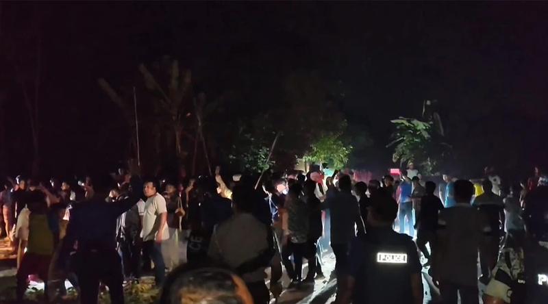নাটোরের বনপাড়ায় বাস-ট্রাকের সংঘর্ষে নিহত ১০, আহত ৩০