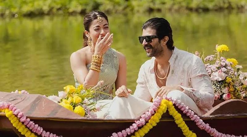 পছন্দের আংটি না মেলায় ইতালিতে বিয়ের প্রস্তাব দেননি বিজয়