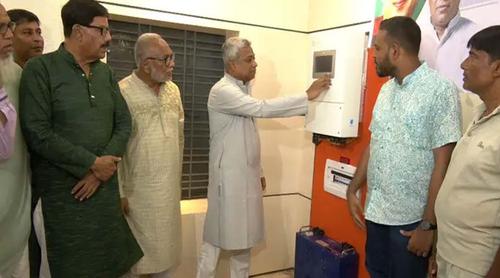যশোরে বিএনপি কার্যালয়ে বসল সোলার প্যানেল, বিদ্যুৎ যাবে জাতীয় গ্রিডে