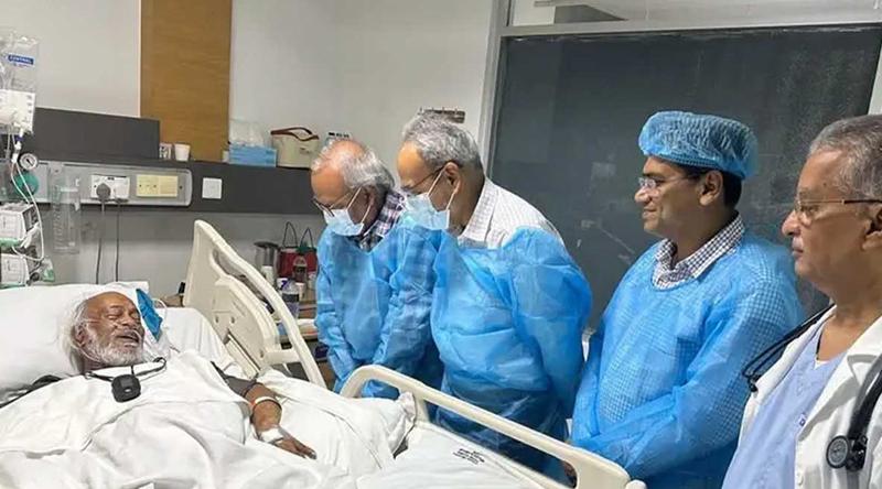 এলজিআরডিমন্ত্রীকে দেখতে হাসপাতালে রিজভী
