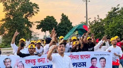 ফেনীতে সকালে নিষিদ্ধ ছাত্রলীগের ঝটিকা মিছিল, দুপুরে গ্রেপ্তার ১৩