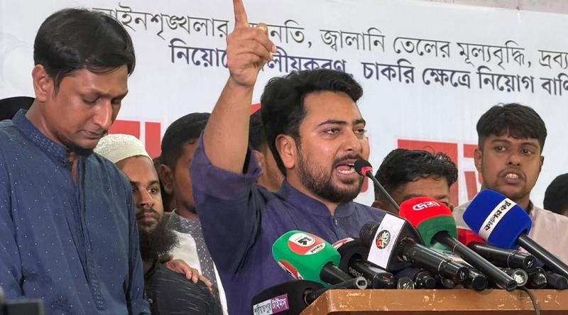 বিএনপি গণঅভ্যুত্থান পরিপন্থী একটি সরকার: নাহিদ