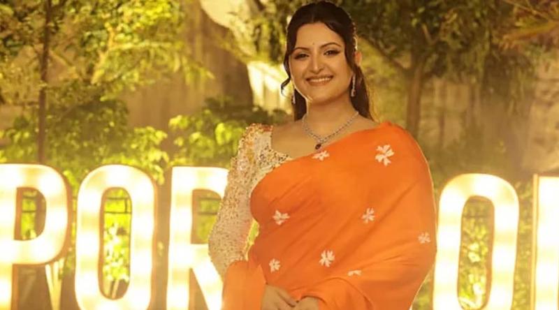 চট্টগ্রাম থেকে বিমানে করে আমার জন্য একজন শিউলি ফুল পাঠিয়েছেন: পরীমণি