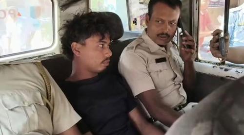 পশ্চিমবঙ্গে স্কুলছাত্রীকে ধর্ষণের পর হত্যা, পুলিশের এনকাউন্টারে আসামি নিহত