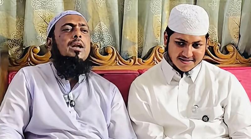 ‘শয়তানের চক্করে পড়ে বড় ভুল করে ফেলেছি’, ভিডিওবার্তায় ক্ষমা চাইলেন তাশরীফ ও তার বাবা