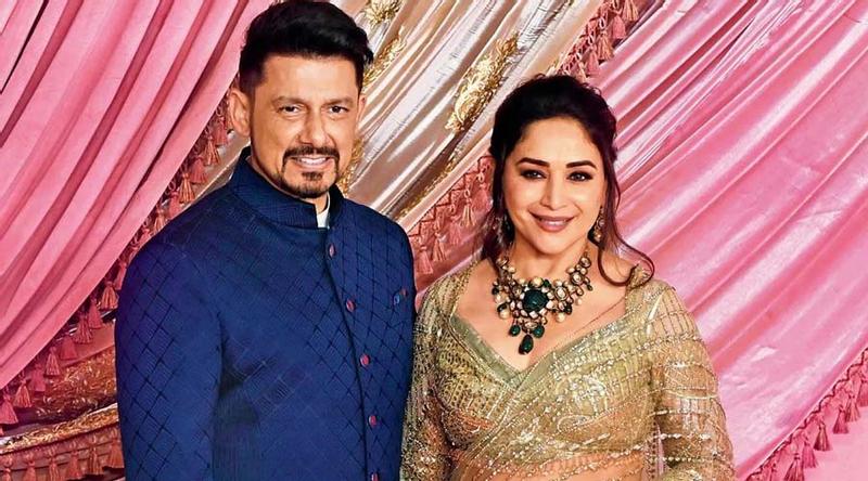 ২৭ বছর সংসারের রহস্য জানালেন মাধুরী দীক্ষিতের স্বামী
