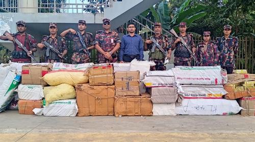 কুমিল্লায় প্রায় কোটি টাকার পণ্য জব্দ করেছে বিজিবি