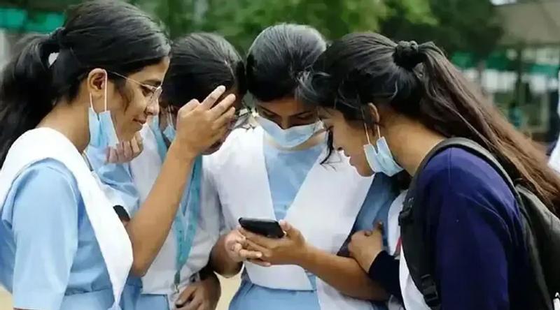 এইচএসসির ফল প্রকাশ আজ, জানা যাবে যেভাবে