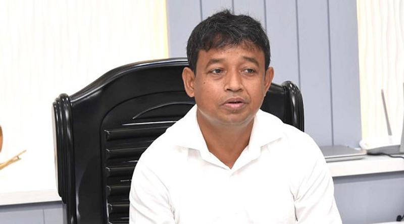 চূড়ান্তভাবে চাকরি হারালেন ডিবির সেই হারুন