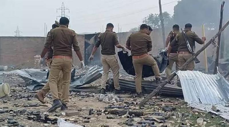 উত্তর প্রদেশে আতশবাজি কারখানায় বিস্ফোরণে নিহত ১১