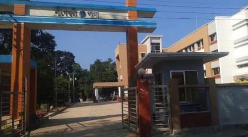 পঞ্চম শ্রেণির ছাত্রীকে বাথরু‌মে নিয়ে যৌন হয়রানি, প্রাথমিকের শিক্ষক আটক