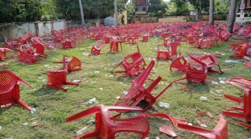 রাজশাহীতে বিএনপির প্রতিষ্ঠাবার্ষিকীর অনুষ্ঠানে বক্তব্য না দিতে দেওয়ায় চেয়ার ছোঁড়াছুঁড়ি