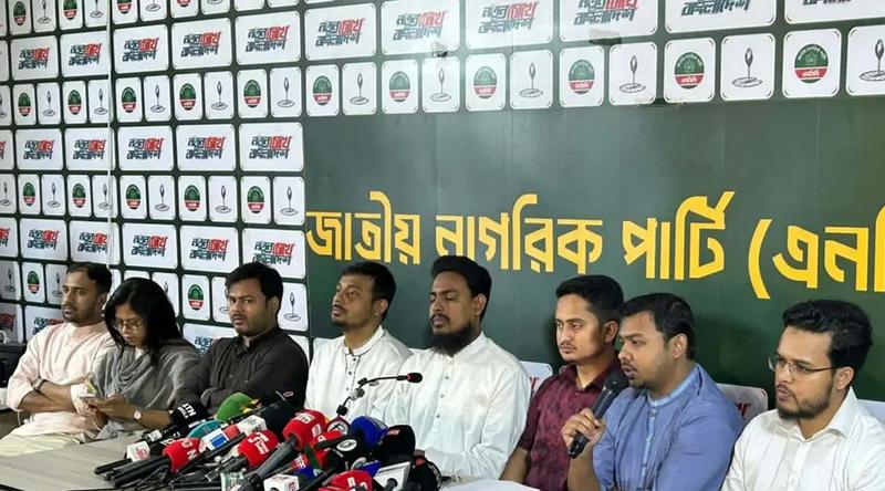 ‘লং মার্চে পাঁচ-ছয় হাজার গাড়ি থেকে কমিয়ে এক হাজারে নিয়ে এসেছি’