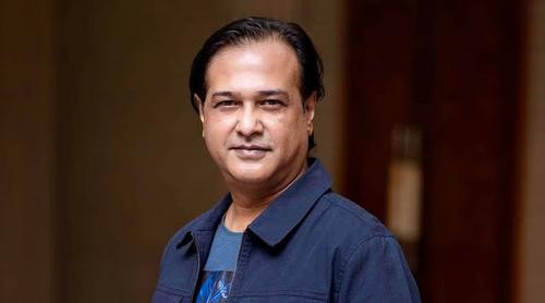 একাত্তরে বাবা কেন শান্তি কমিটিতে ছিলেন, জানালেন আসিফ আকবর