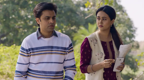 ওয়েব সিরিজ ‘পঞ্চায়েত’ নিয়ে দুটি সুখবর দিলেন নির্মাতা