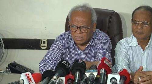 বিরোধী দল ভুল ত্রুটি ধরিয়ে দেয়ার বদলে ভিন্ন পন্থা বেছে নিচ্ছে: রিজভী