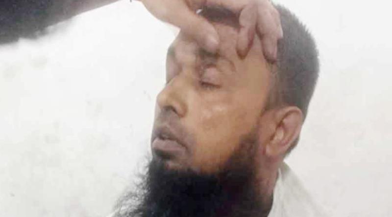 ছাত্রীকে ধর্ষণের অভিযোগ, মাদরাসা শিক্ষককে বেধড়ক পিটুনি