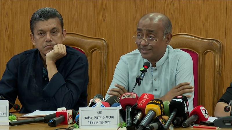 পরিকল্পিতভাবে পার্শ্ববর্তী দেশ থেকে মাদক চাপিয়ে দেওয়া হচ্ছে; ড্রোনের মাধ্যমেও ইয়াবা আসছে: আইনমন্ত্রী