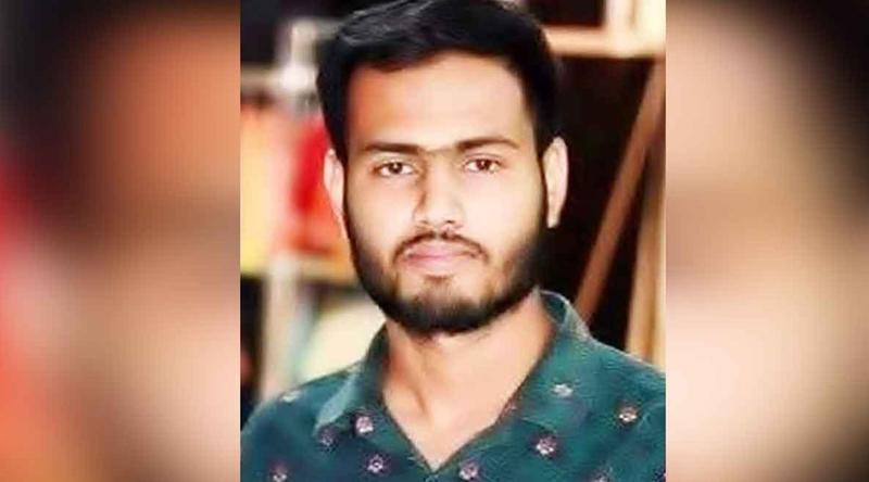 ‘ব্যক্তিগত ছবি ও ভিডিও ভাইরালের ভয় দেখিয়ে একাধিকবার ধর্ষণ’, এনসিপি নেতাকে খুঁজছে পুলিশ