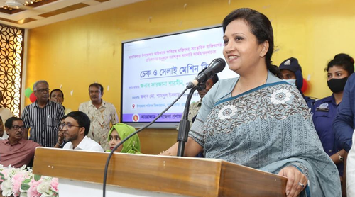 ফ্যাসিবাদকে দেশে আর মাথা তুলে দাঁড়াতে দেওয়া হবে না: প্রতিমন্ত্রী পুতুল