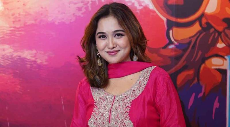 জুয়ার ভয়াবহ পরিণতি তুলে ধরে তরুণদের সতর্ক করলেন চমক