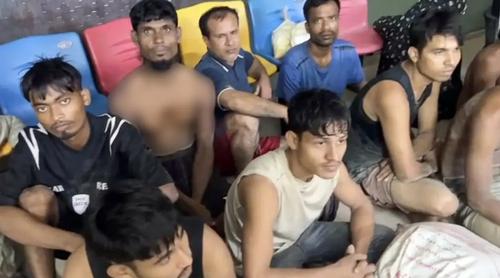 সাগরপথে মালয়েশিয়া পাচারের চেষ্টা, টেকনাফ থেকে নারী-পুরুষসহ উদ্ধার ১৫
