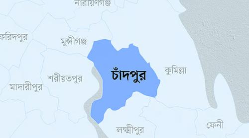 চাঁদপুরে সিএনজি-পিকআপ-প্রাইভেটকারের ত্রিমুখী সংঘর্ষে নিহত ২