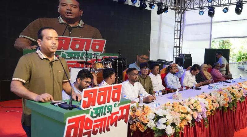 গুপ্ত রাজনীতিতে শিক্ষার্থীদের উৎসাহিতকারীরা শিক্ষার্থীদের ভালো চায় না