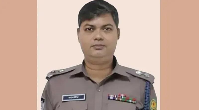 কার্যক্রম নিষিদ্ধ আ.লীগের মিছিল: ওসির পর সরানো হলো গুলশানের ডিসিকেও