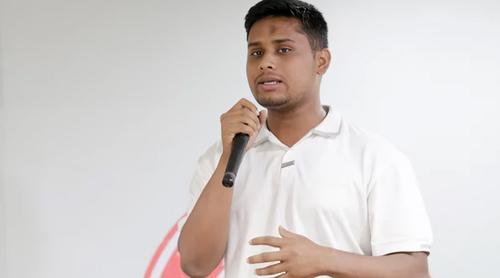 ঘুস খাওয়ার প্রতিযোগিতা চলছে: হাসনাত আবদুল্লাহ