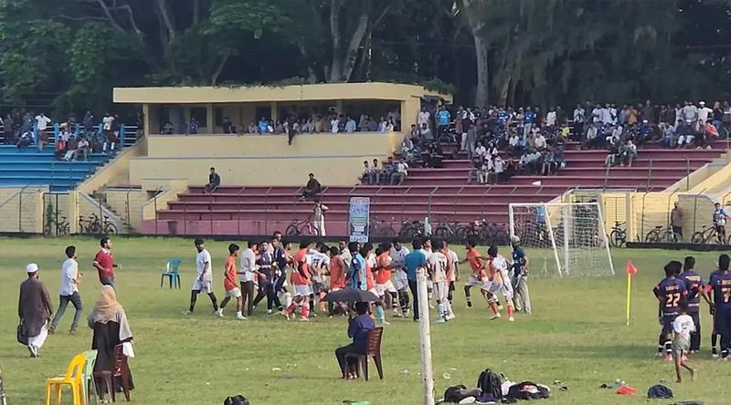 রাজশাহী বিশ্ববিদ্যালয়ে ফুটবল খেলাকে কেন্দ্র করে দুই বিভাগের সংঘর্ষ
