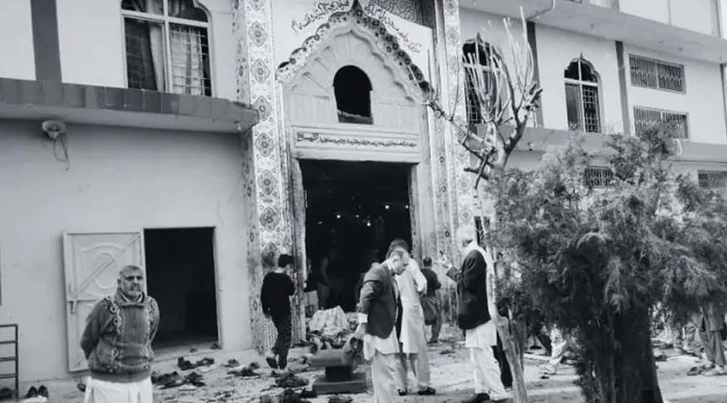 পাকিস্তানে জুমার নামাজের সময় মসজিদে বোমা হামলা, নিহত অন্তত ১৬