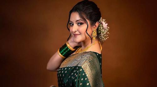 প্রথম ক্রাশের ভিডিও নিজের ওয়ালে, কী লিখলেন পরীমণি?