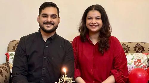 বিবাহবার্ষিকীতে পুরোনো স্মৃতি, আবেগঘন শবনম ফারিয়া