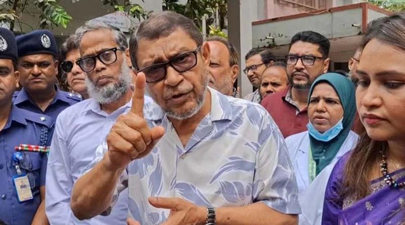 সরকারি হাসপাতালের সামনে কোনো ক্লিনিকের অনুমোদন দেয়া হবে না: স্বাস্থ্যমন্ত্রী