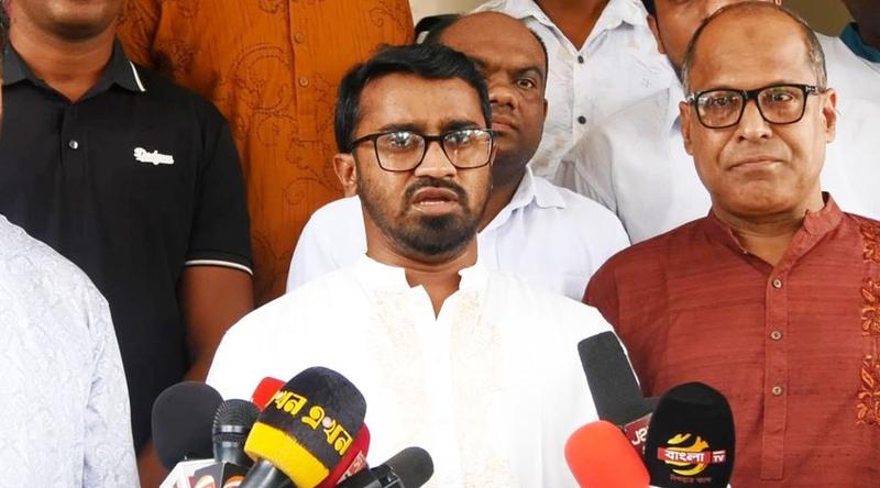 জামায়াত ক্ষমতায় গেলে আ. লীগের চেয়েও বড় ফ্যাসিস্ট হবে: রাশেদ খাঁন