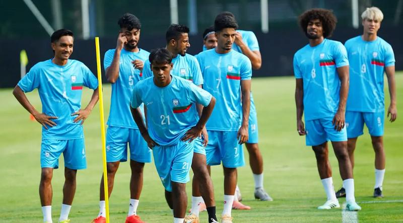 মালয়েশিয়ার বিপক্ষে ফারহানের অভিষেক, একাদশে নেই জামাল