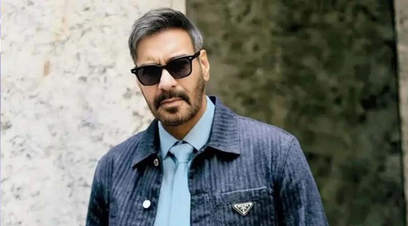 জুহুর বাংলোয় কাজ বন্ধের নোটিশ অজয় দেবগনকে