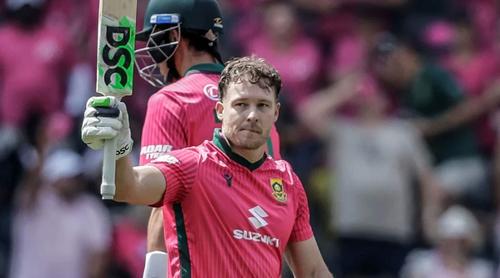ক্যানসার থেকে সেরে ওঠা মায়ের নাম লেখা জার্সি গায়ে ক্যারিয়ারসেরা ইনিংস খেললেন মিলার