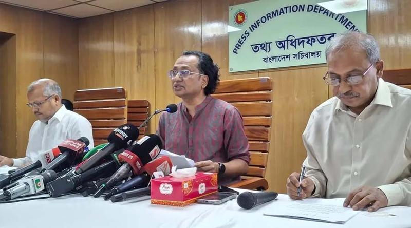 সালমান মুক্তাদিরের পোস্ট সরানোর পরও জামায়াত আমিরের স্ট্যাটাস নিয়ে প্রশ্ন তুললেন প্রধানমন্ত্রীর তথ্য উপদেষ্টা